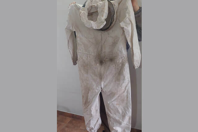 overol-mameluco-de-apicultor.jpg
